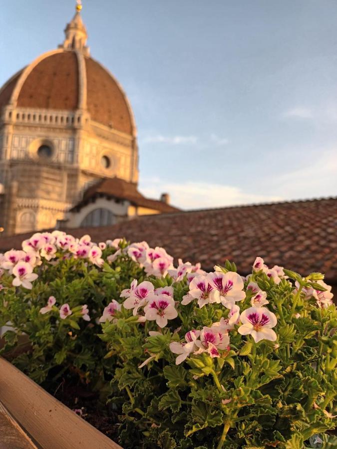 Duomo Suites Florencia Exterior foto